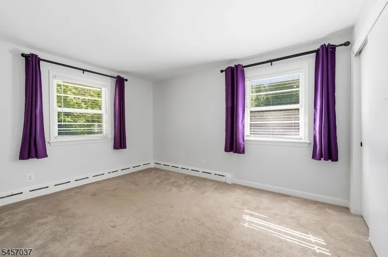 1015 Lakeview Dr Bridgewater, NJ 07920