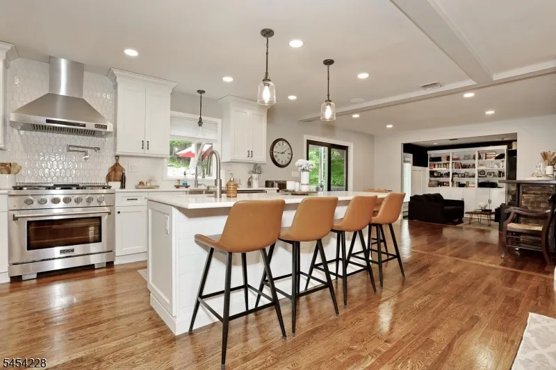 8 Northgate Park Ringwood, NJ 07456