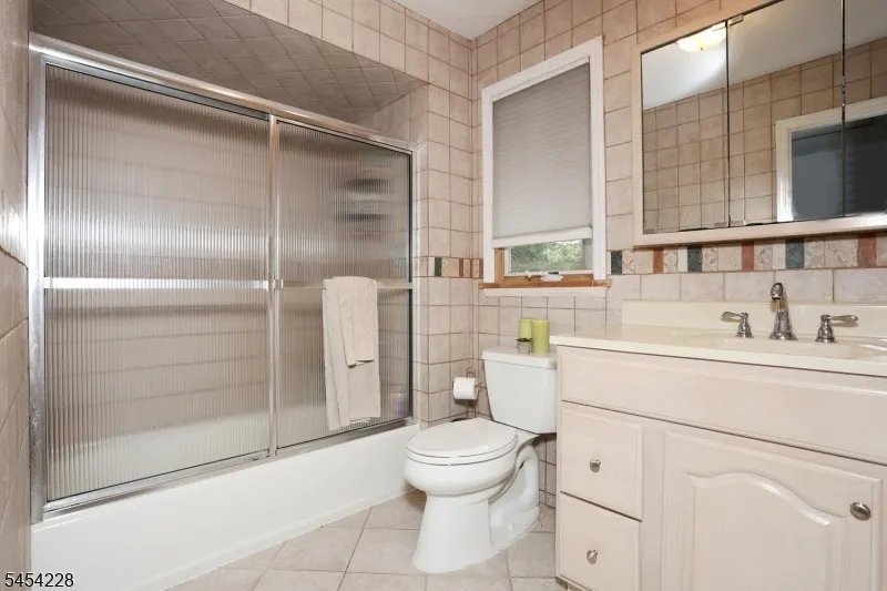 8 Northgate Park Ringwood, NJ 07456