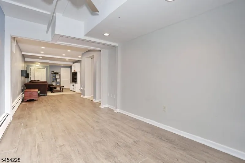 8 Northgate Park Ringwood, NJ 07456