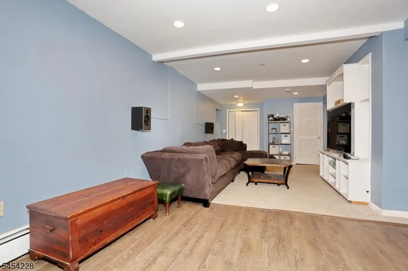 8 Northgate Park Ringwood, NJ 07456