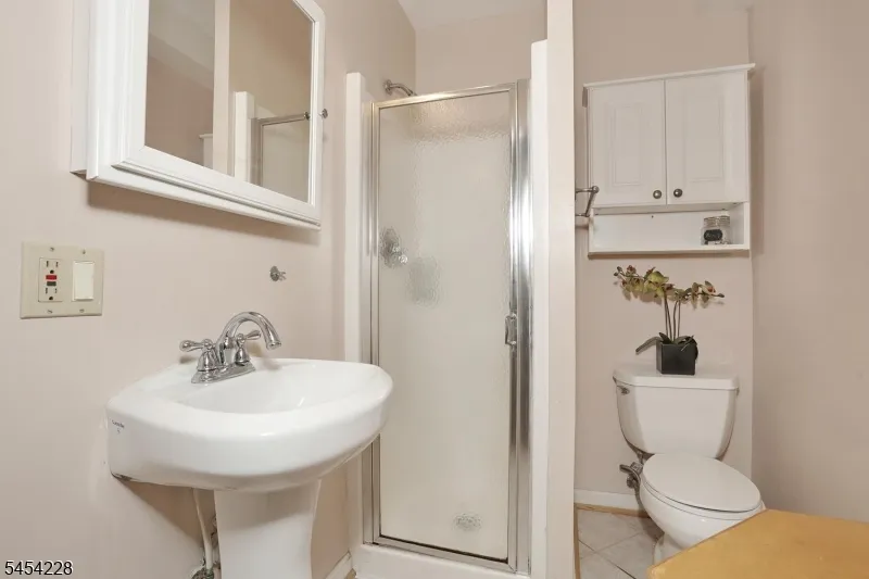 8 Northgate Park Ringwood, NJ 07456