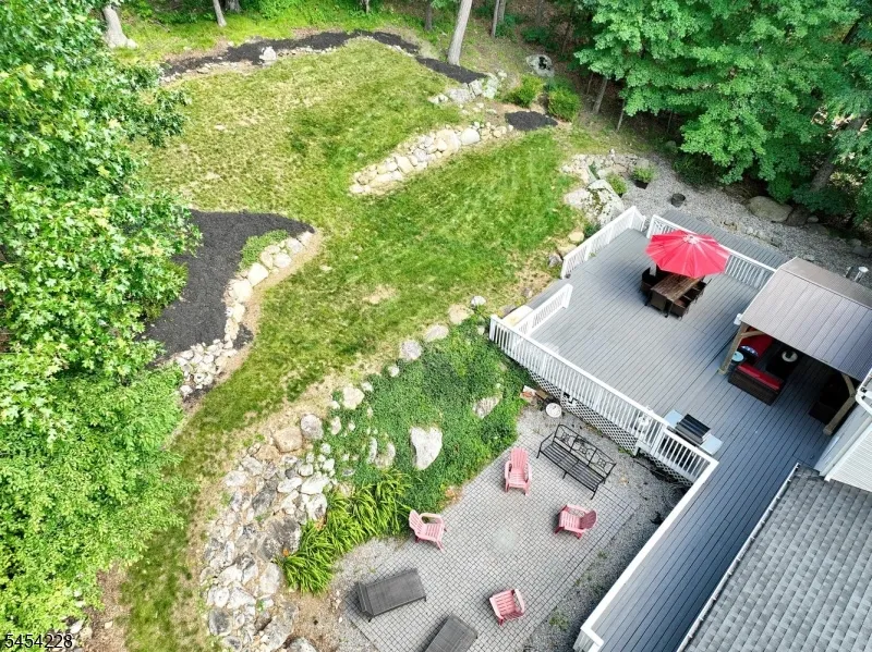 8 Northgate Park Ringwood, NJ 07456