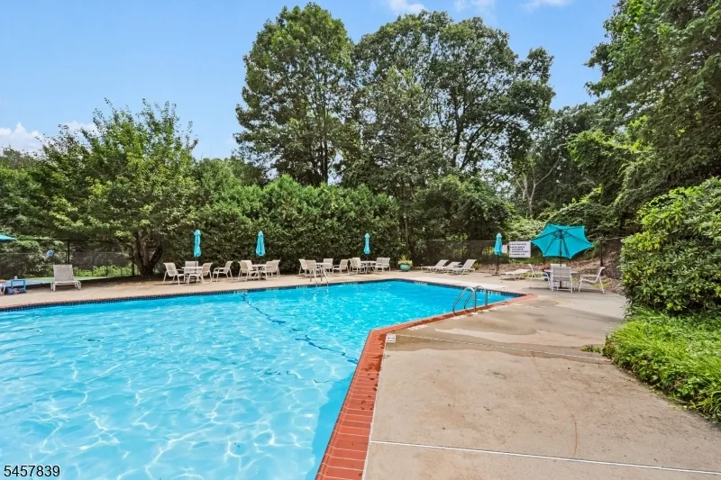 143 Wagon Wheel Rd #143 Unit 143 Sparta, NJ 07871