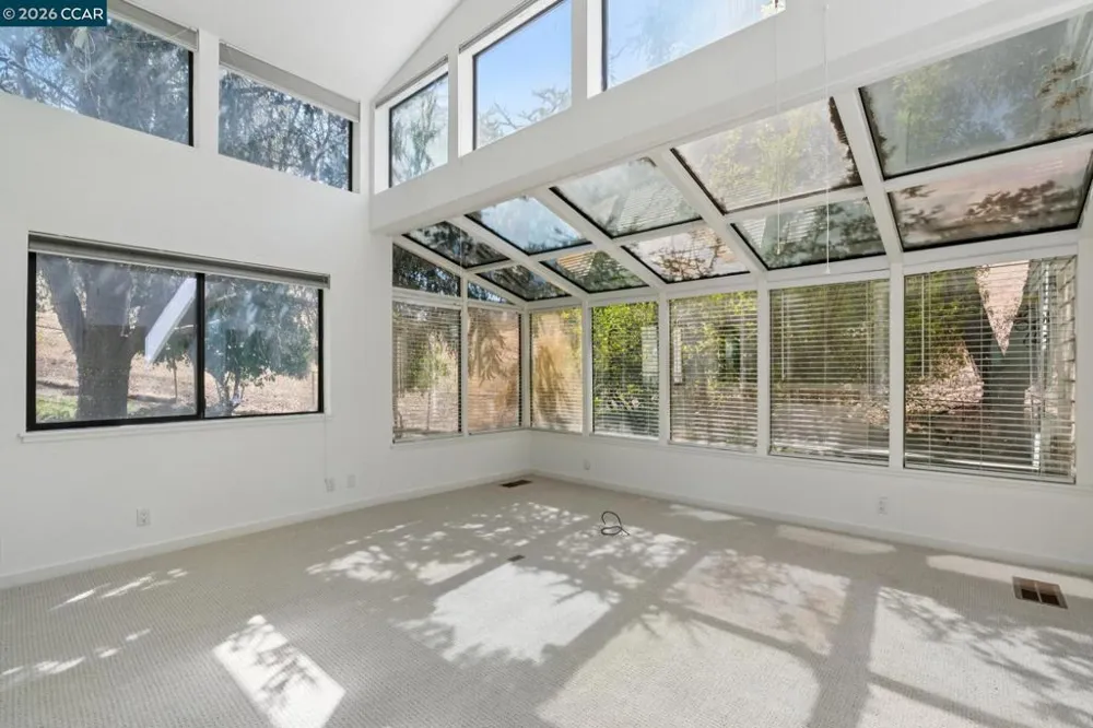 660 La Casa Via Walnut Creek, CA 94598