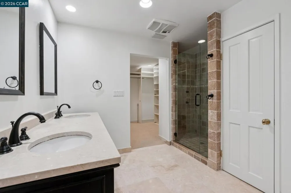 660 La Casa Via Walnut Creek, CA 94598