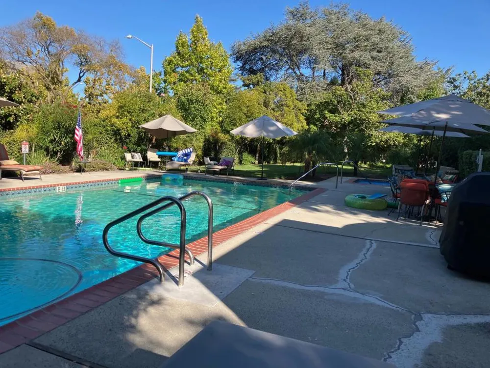 4008 Villa Vista Palo Alto, CA 94306