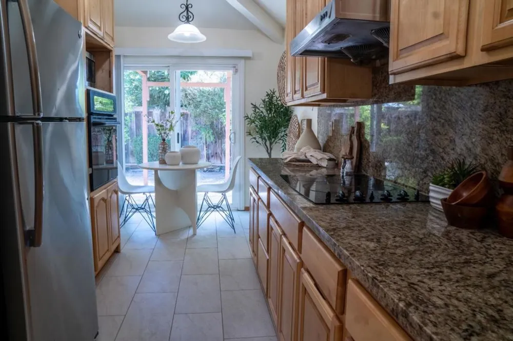 4008 Villa Vista Palo Alto, CA 94306