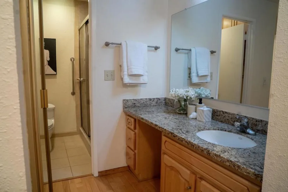 4008 Villa Vista Palo Alto, CA 94306