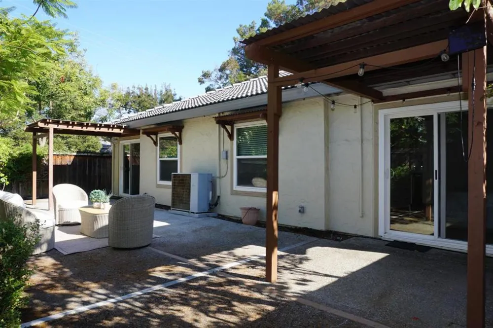 4008 Villa Vista Palo Alto, CA 94306