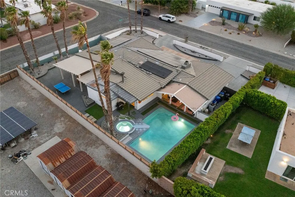 2306 Acacia Road E Palm Springs, CA 92262