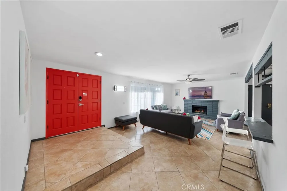 2306 Acacia Road E Palm Springs, CA 92262