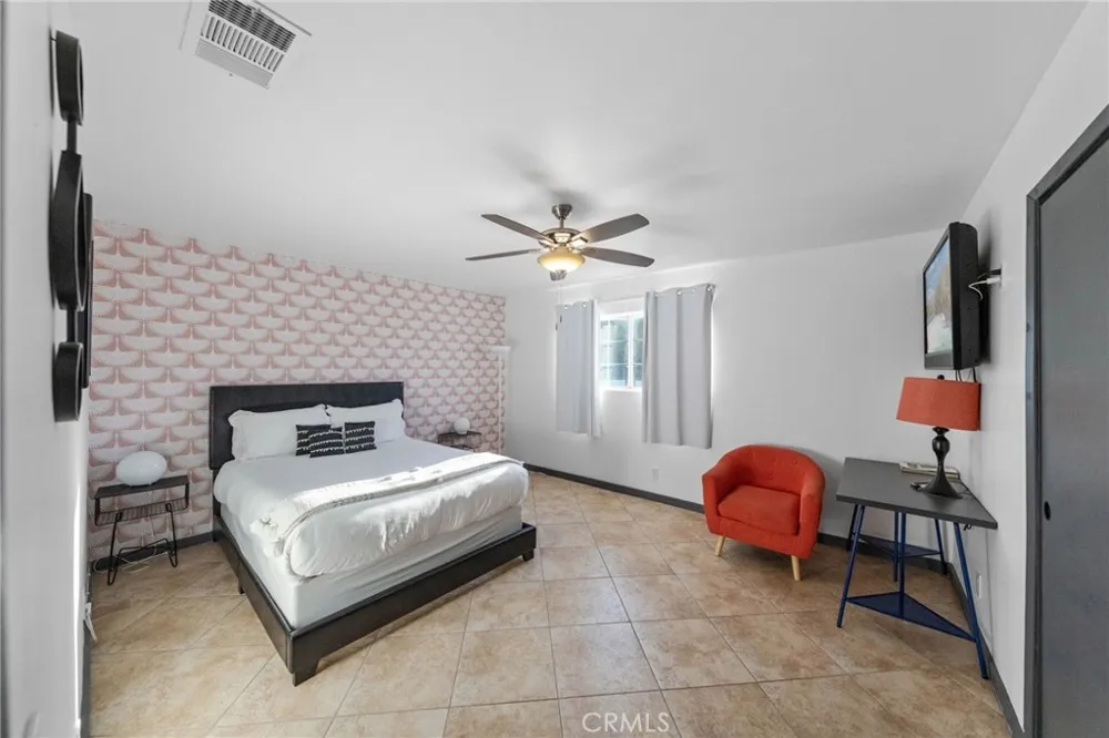 2306 Acacia Road E Palm Springs, CA 92262
