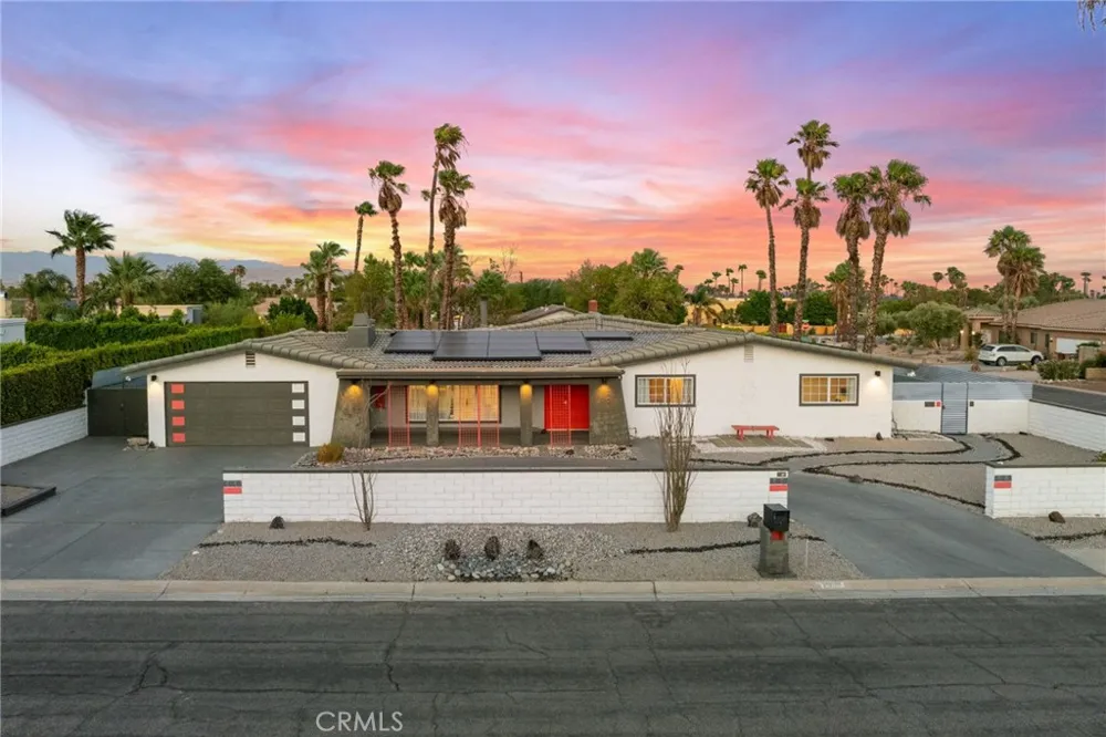 2306 Acacia Road E Palm Springs, CA 92262