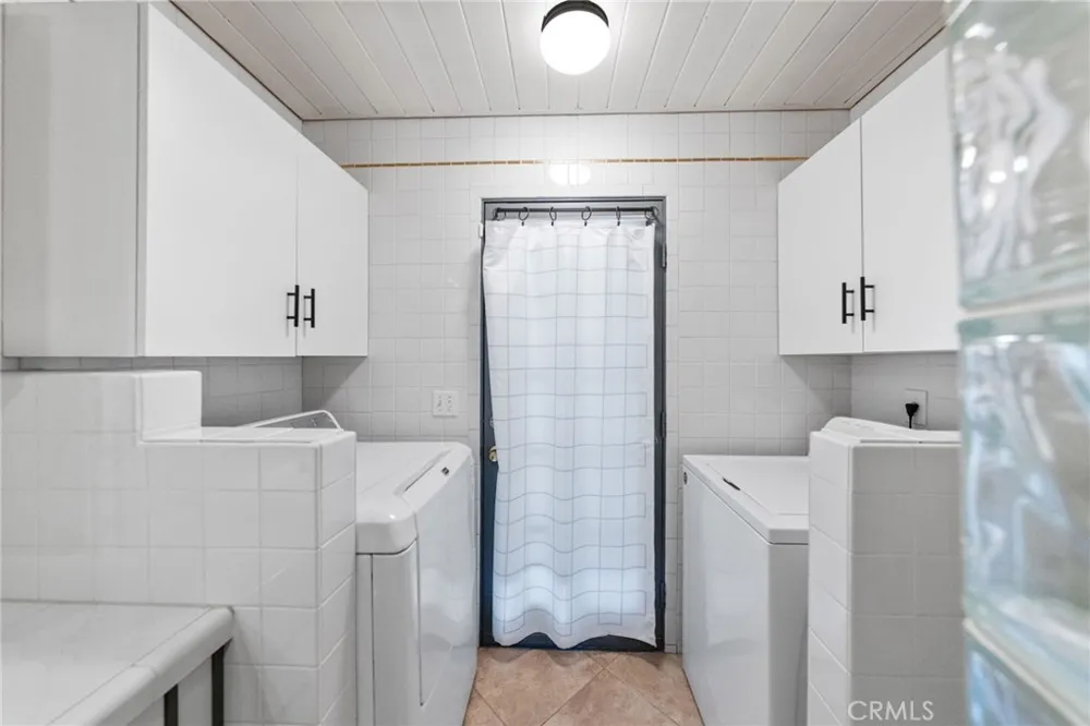 2306 Acacia Road E Palm Springs, CA 92262