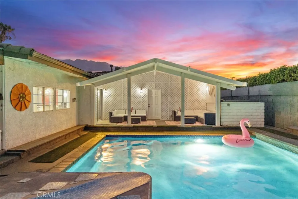 2306 Acacia Road E Palm Springs, CA 92262