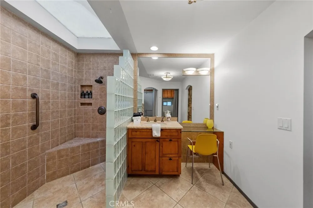 2306 Acacia Road E Palm Springs, CA 92262