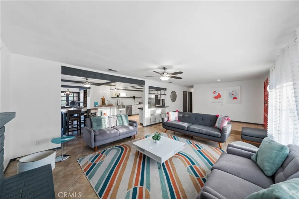 2306 Acacia Road E Palm Springs, CA 92262