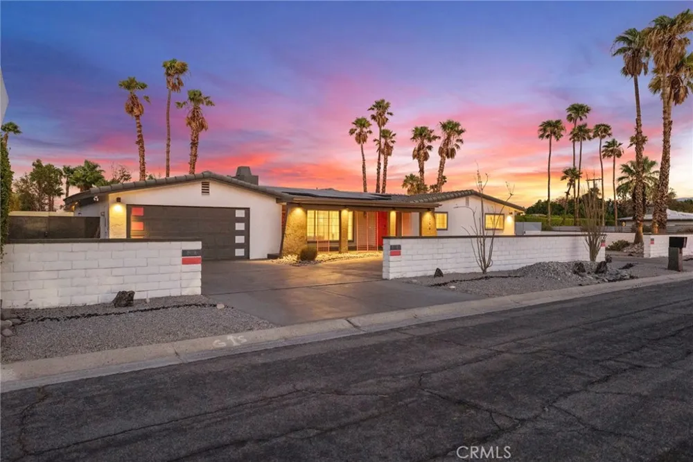 2306 Acacia Road E Palm Springs, CA 92262