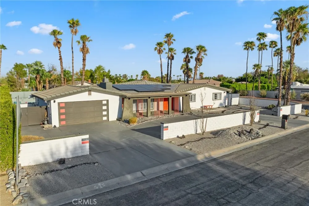 2306 Acacia Road E Palm Springs, CA 92262