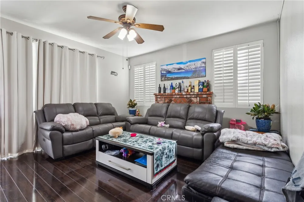 18641 Nathan Hill Drive Canyon Country, CA 91351