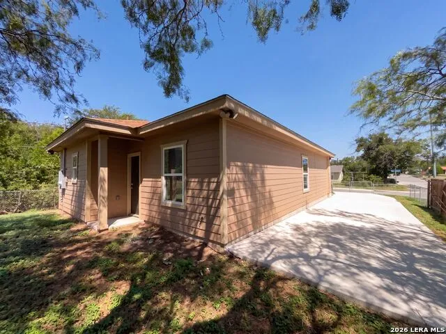102 BOWDOIN ST San Antonio, TX 78237