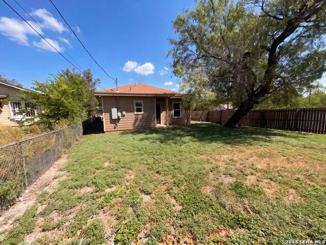 102 BOWDOIN ST San Antonio, TX 78237