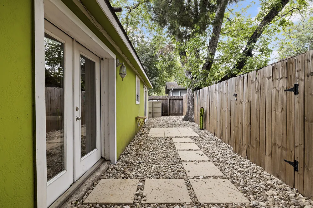 75 Pedernales Street Austin, TX 78702