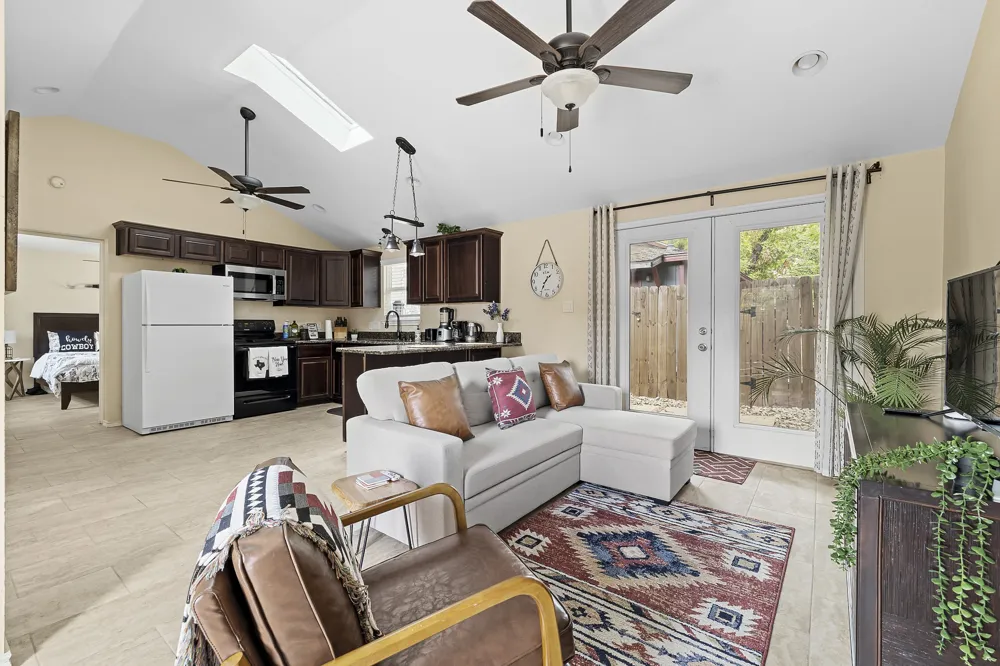 75 Pedernales Street Austin, TX 78702