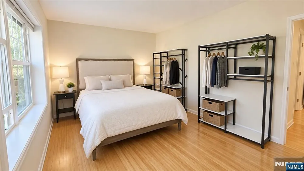 66 Merritt Avenue Cresskill, NJ 07626
