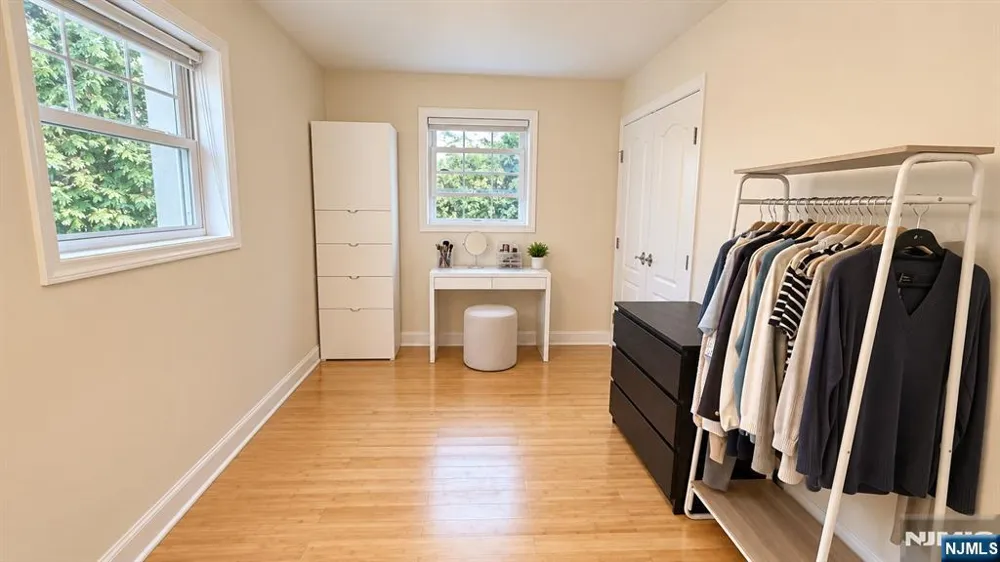 66 Merritt Avenue Cresskill, NJ 07626
