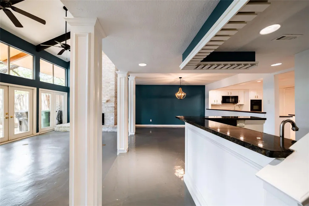 5918 San Felipe #11 Houston, TX 77057