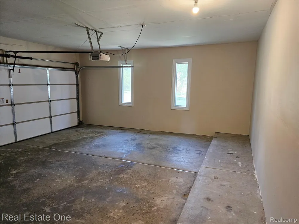 2070 Winchester Road Rochester Hills City, MI 48307