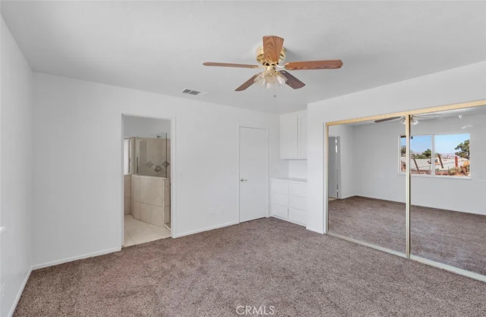 18606 Main Hesperia, CA 92345