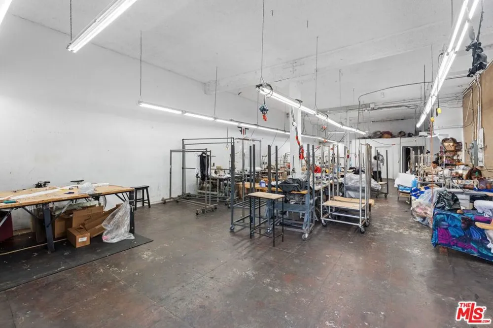 2600 S Main Street Los Angeles, CA 90007