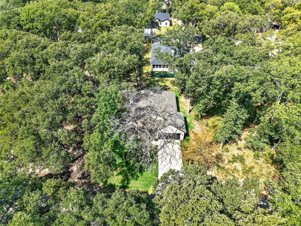 219 E Beachwood Loop Trinidad, TX 75163