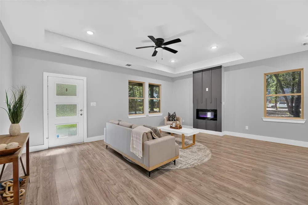 219 E Beachwood Loop Trinidad, TX 75163