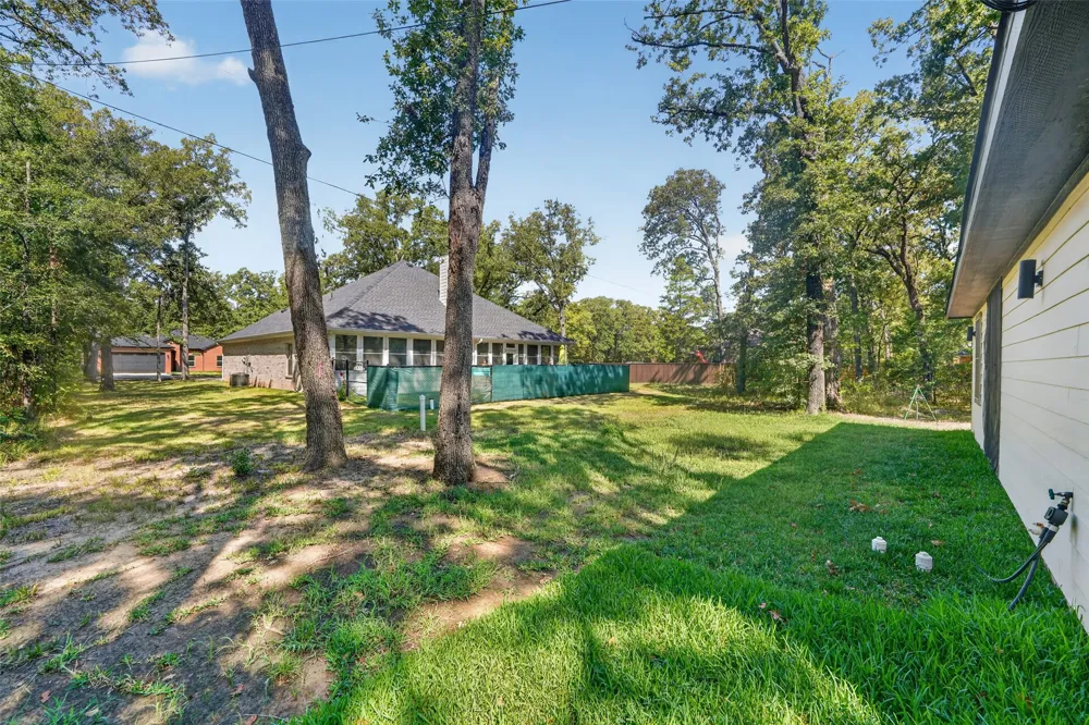 219 E Beachwood Loop Trinidad, TX 75163