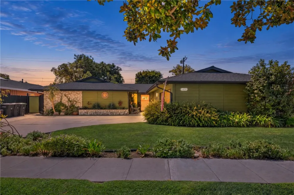 1408 E Fairway Dr Orange, CA 92866