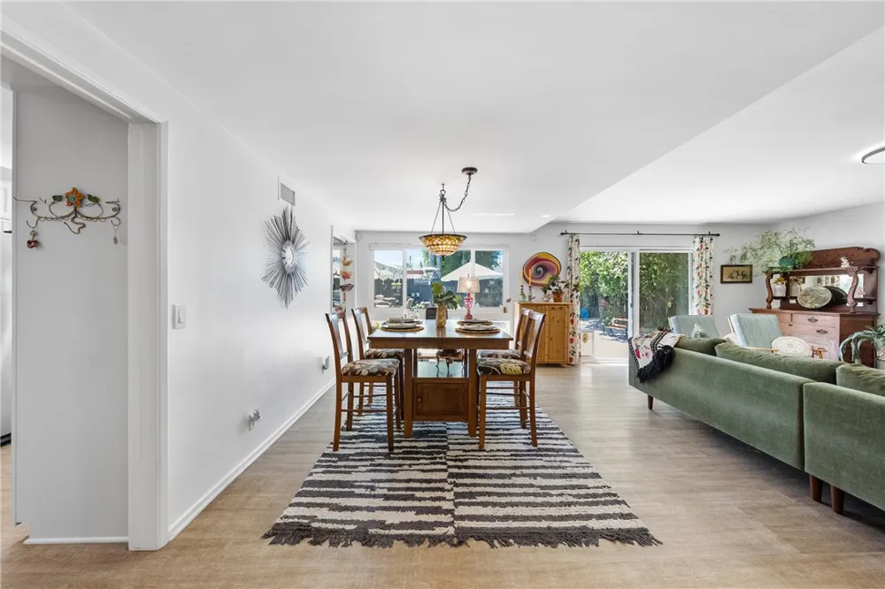 1408 E Fairway Dr Orange, CA 92866