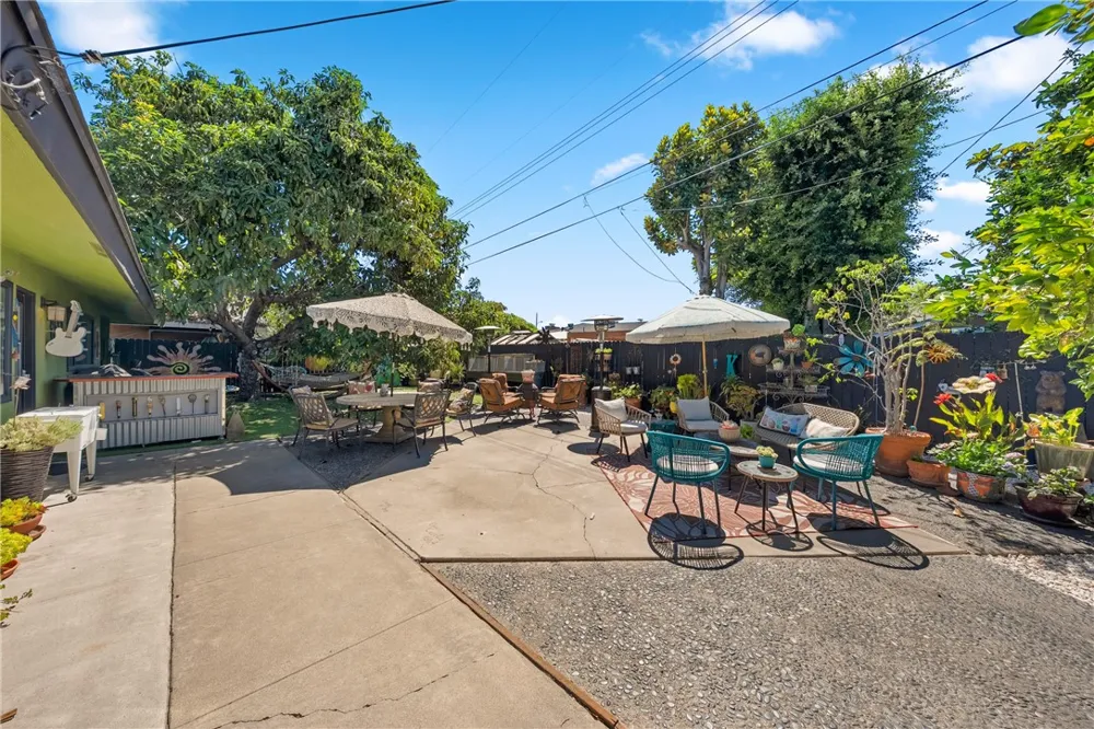 1408 E Fairway Dr Orange, CA 92866