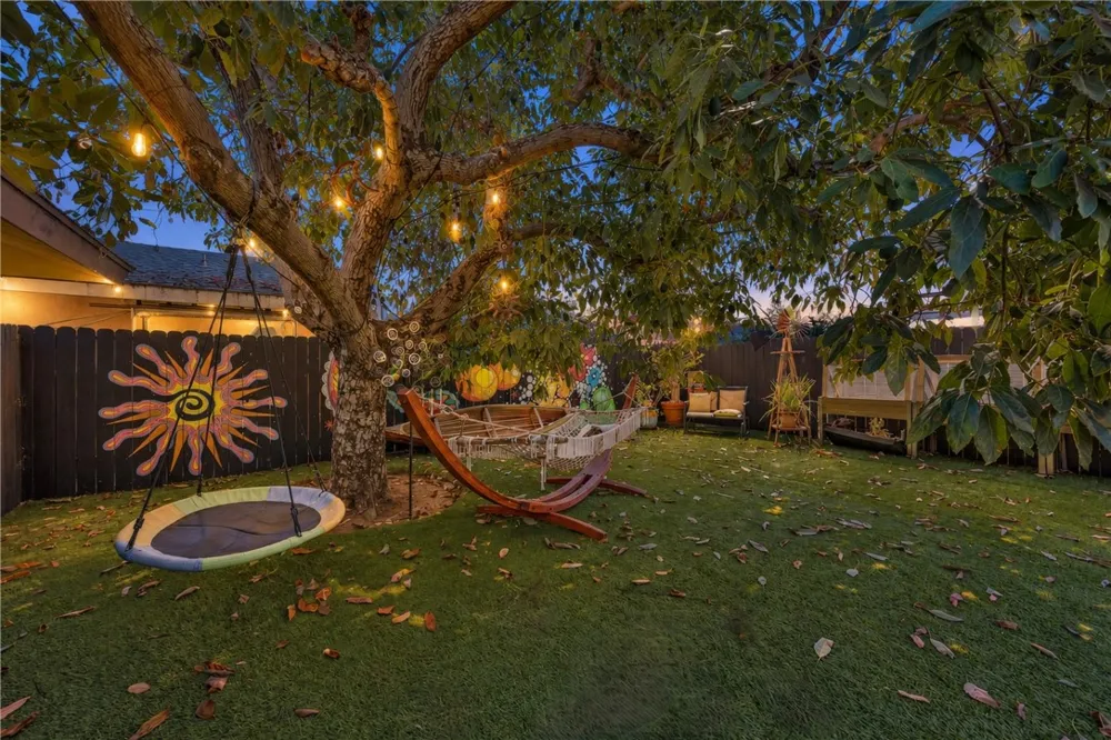 1408 E Fairway Dr Orange, CA 92866