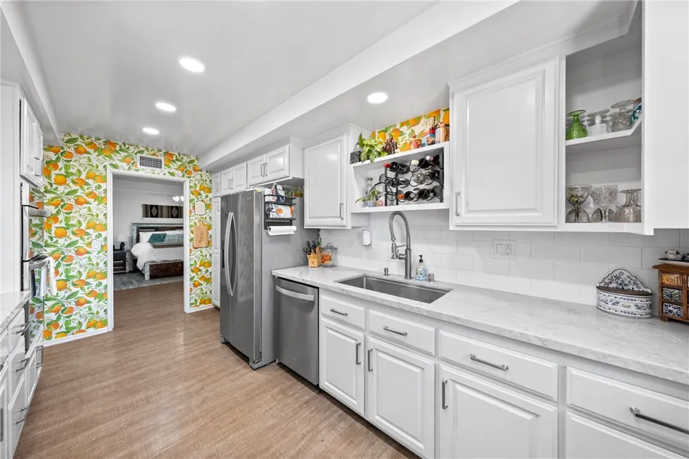 1408 E Fairway Dr Orange, CA 92866