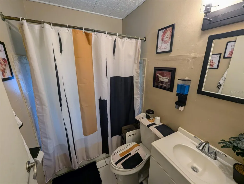 2749 16TH AVENUE St Petersburg, FL 33713