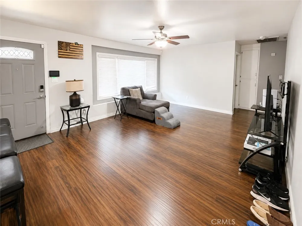 421 Parkbrook Street Spring Valley, CA 91977