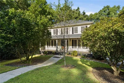 1593 Walkway Court SW