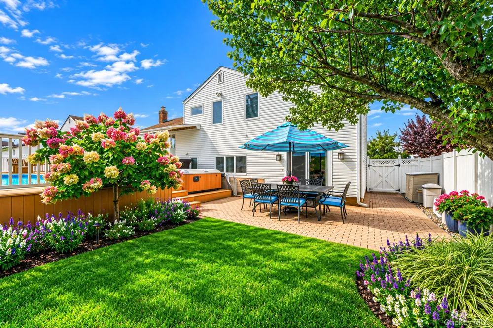 464 Atlanta Avenue Massapequa, NY 11758