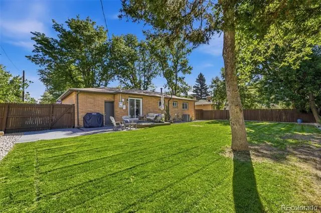 6374 Iris Court Arvada, CO 80004
