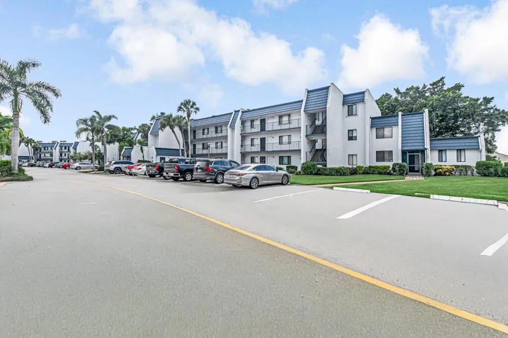 4465 Luxemburg Court #108 Lake Worth, FL 33467