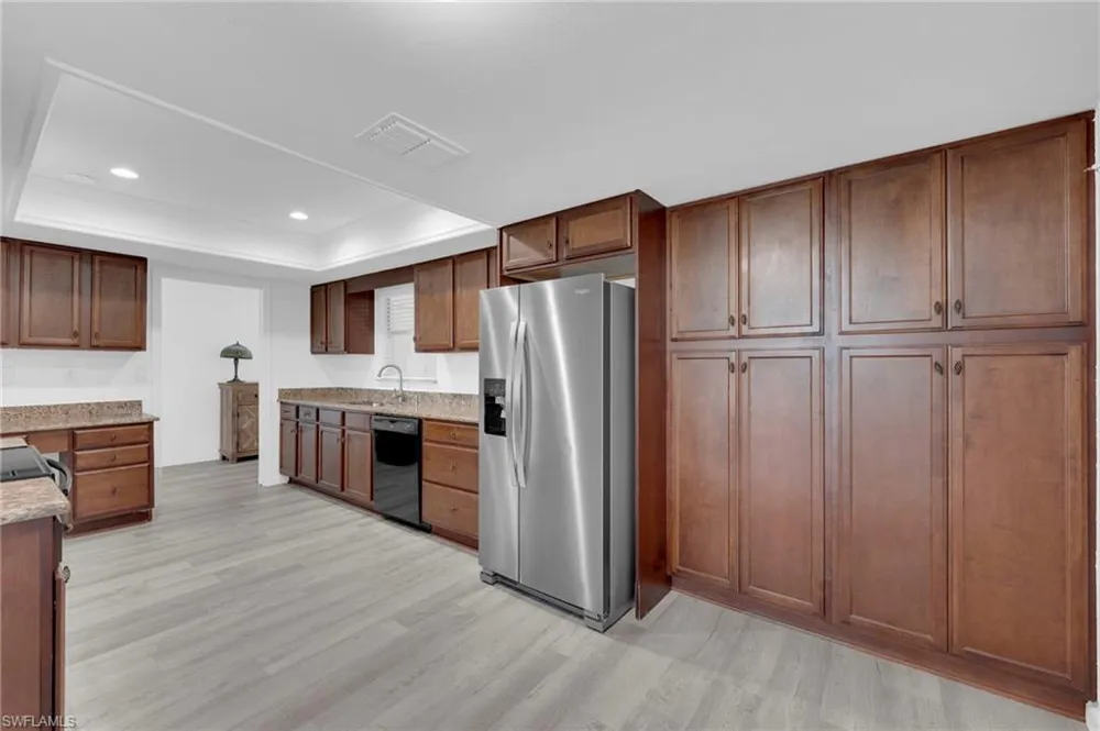5584 Buring Court Fort Myers, FL 33919